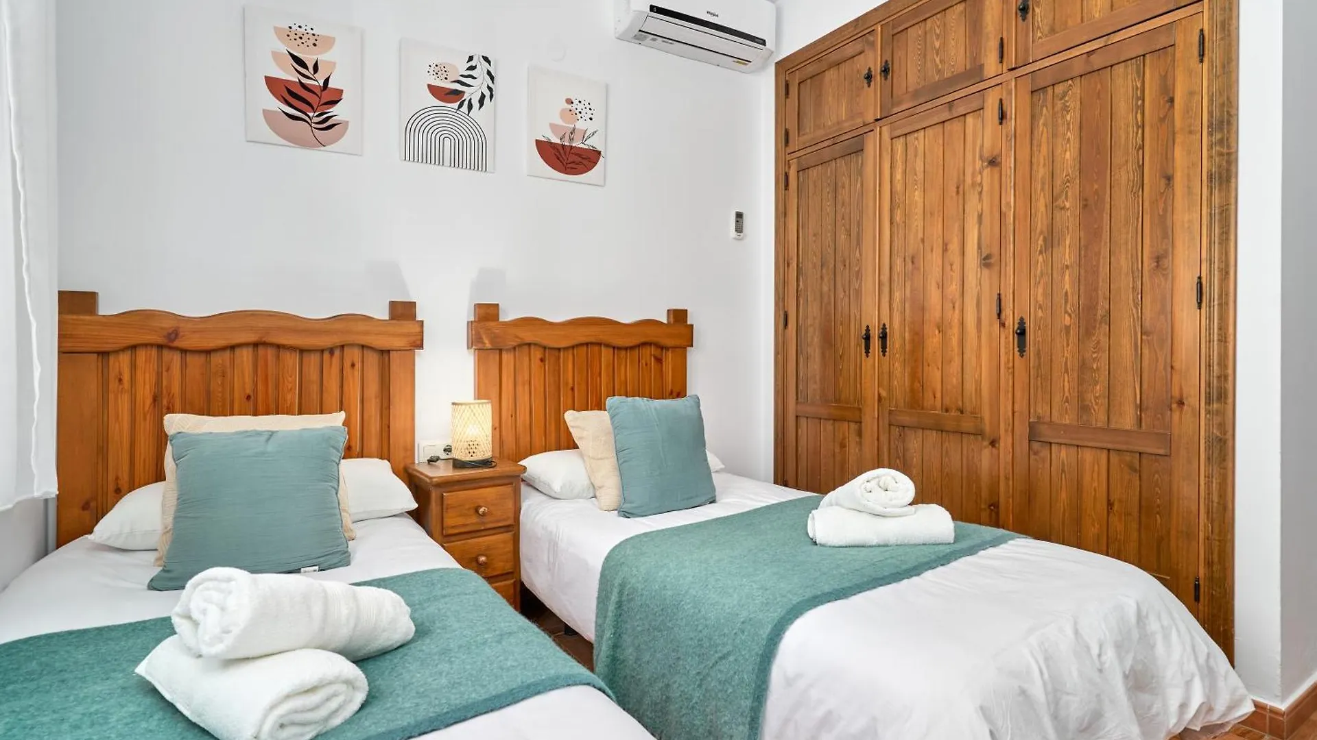 Holiday home Villa Javier En Sayalonga Spain