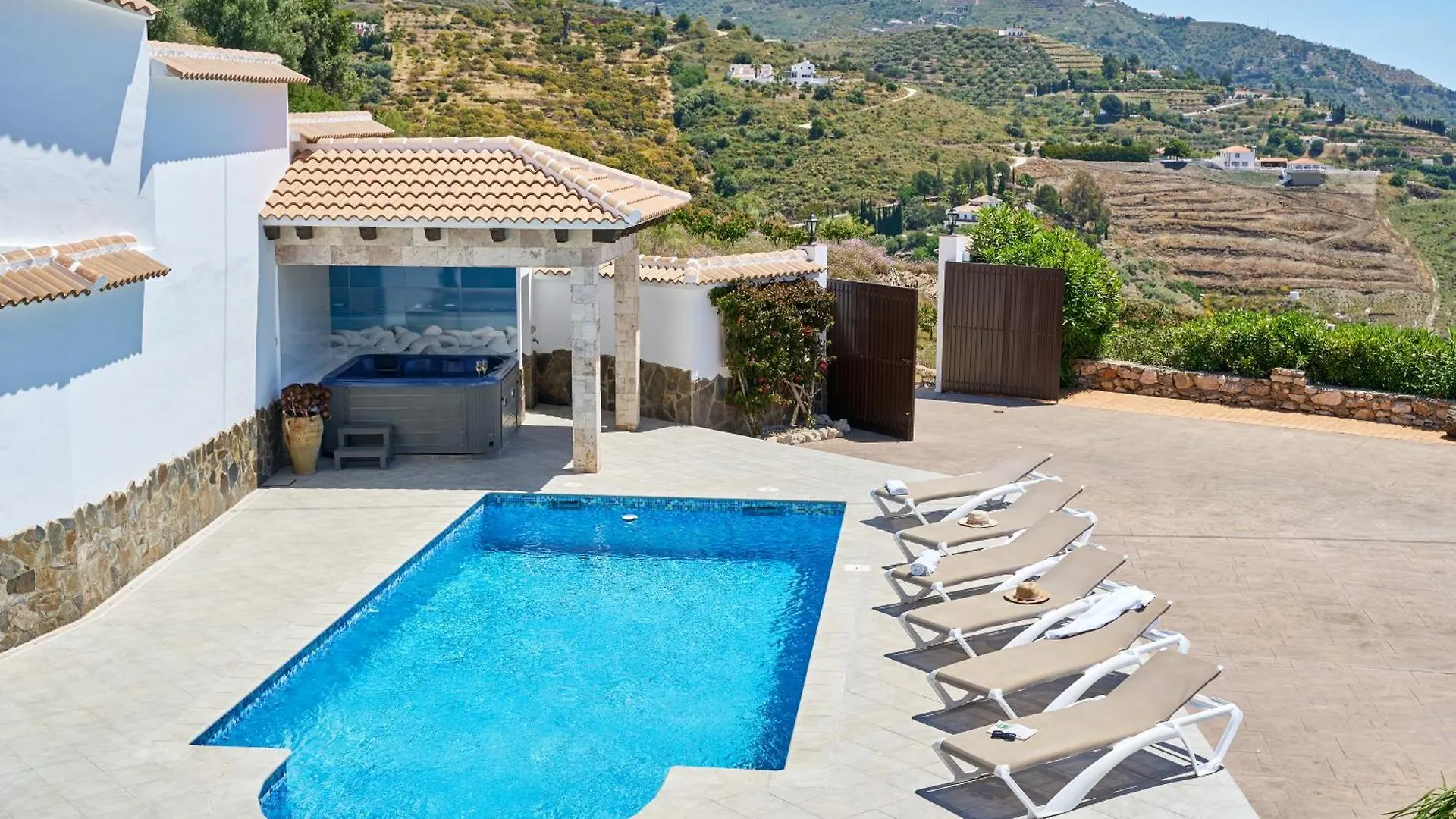 Villa Javier En Sayalonga 0*,  Spain