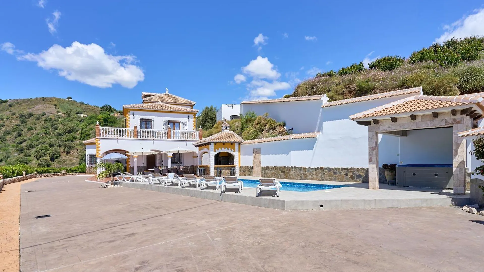 Villa Javier En Sayalonga