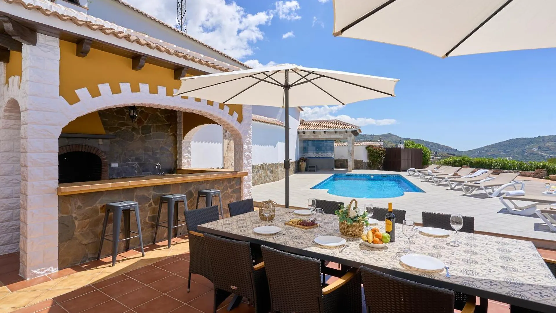 Villa Javier En Sayalonga 0*,