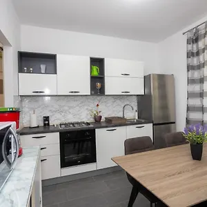 apartman-toni-split.splithotels.org/